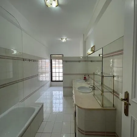 Summer House With Private Pool Faro